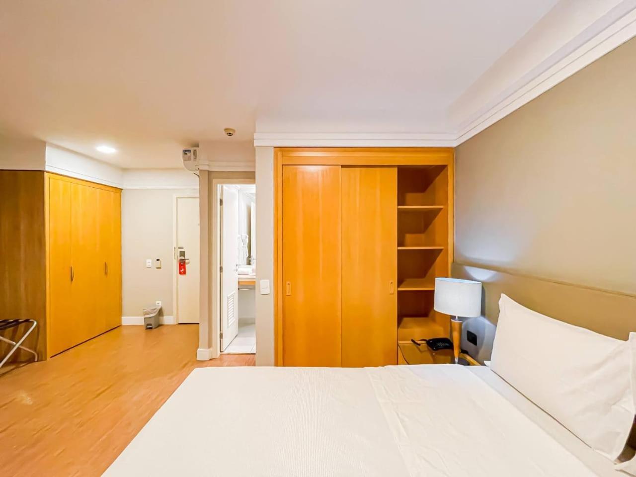 فندق Flat - Rua Bela Cintra ساو باولو المظهر الخارجي الصورة